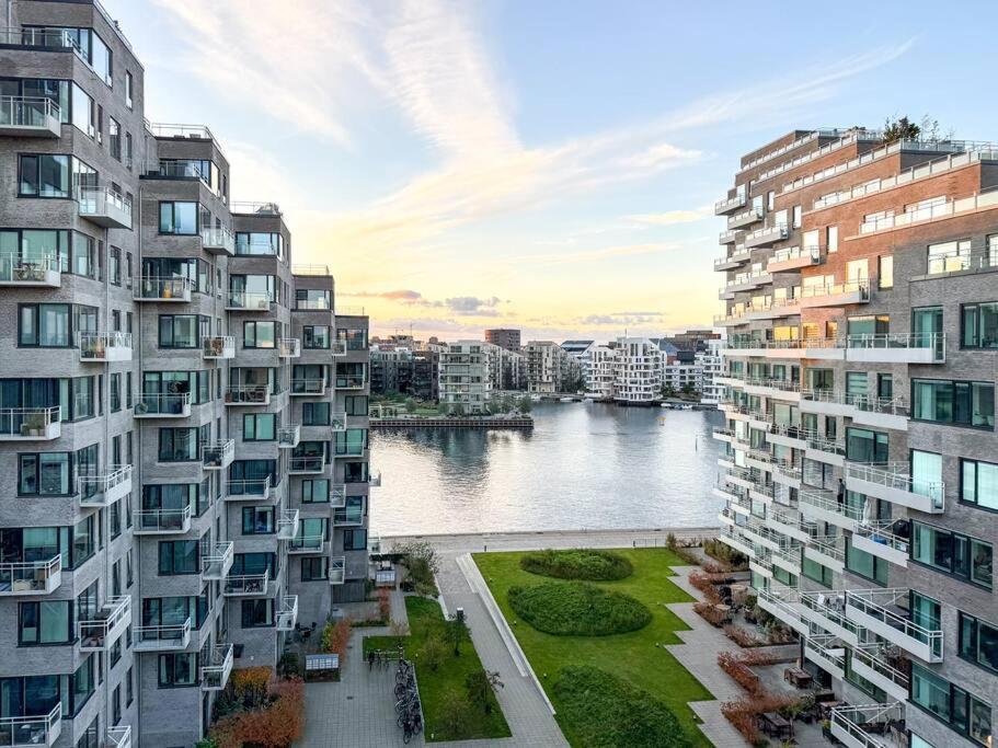 Chic Atelier With Breathtaking Waterfront Copenhague